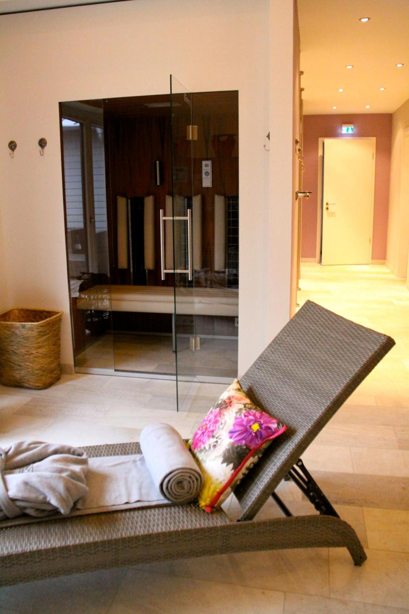 Hotel Gut Bardenhagen Ngoại thất bức ảnh