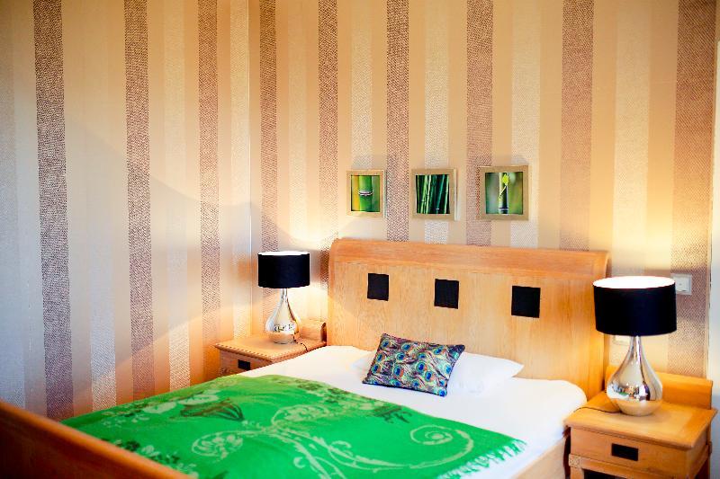 Hotel Gut Bardenhagen Ngoại thất bức ảnh
